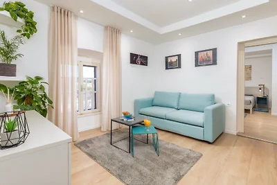 Pula Bay View apartment by Villas Guide