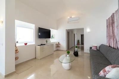 Villa Grški Rat by Villas Guide