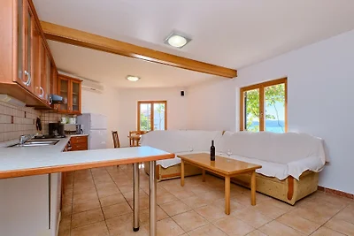 Apartment Mediera sea view 3 by Villas Guide