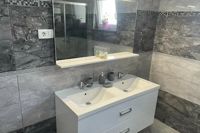 House July by Villas Guide