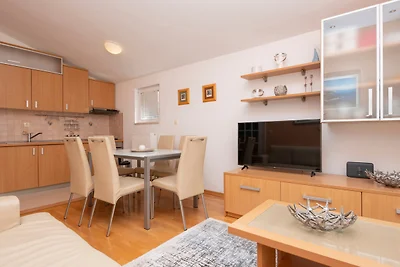 Apartman Fortuna pool-Makarska by Villas...