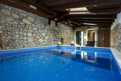 Stone House Obrš by Villas Guide