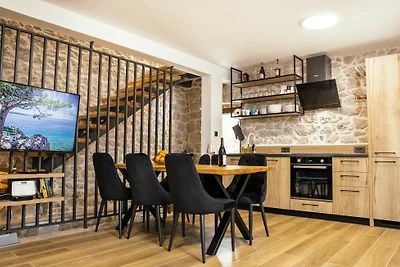 Villa Mila - Makarska by Villas Guide