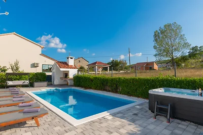 Villa Anteo-Split by Villas Guide