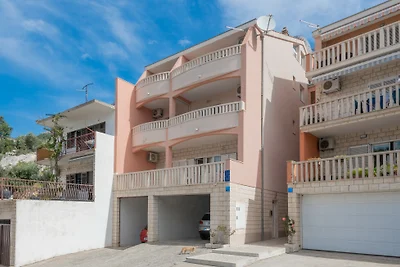 Apartman Erstic 3 - Baška Voda by Villas...