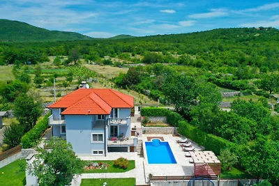 Villa Ruža - Omiš by Villas Guide
