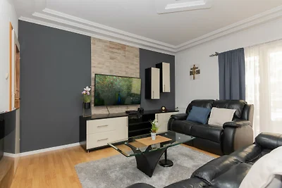 Villa Tea - Makarska by Villas Guide