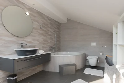 Villa Anteo-Split by Villas Guide