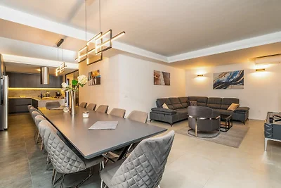 PERFECT DREAM by Villas Guide