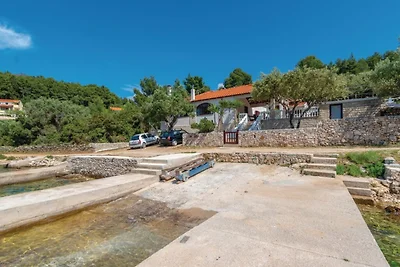 Villa Peace & Quiet by Villas Guide