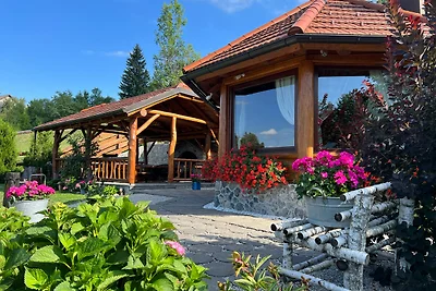 Villa Roza by Villas Guide