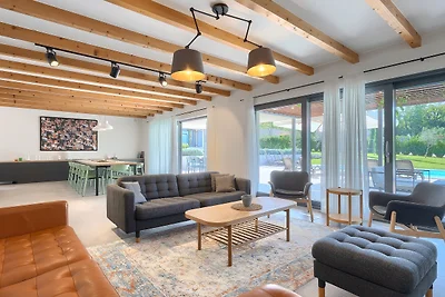 Villa Povetica by Villas Guide