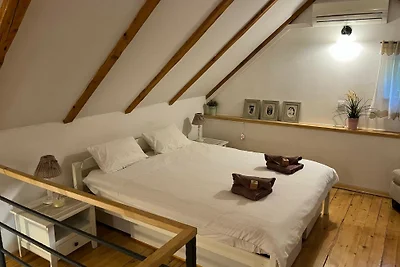 Holiday Home Villa Rosemary by Villas Guide