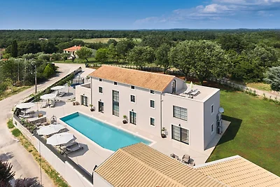 Vila Madora