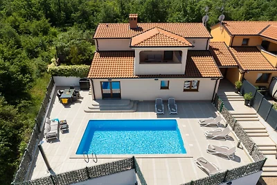 Vila Nina