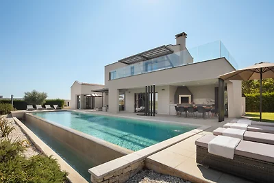Luxury Vila Infinity - by Istrabook