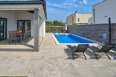 Villa Casa Lumera by Istrabook