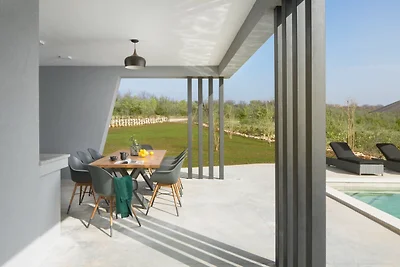 Luxury Vila Infinity - by Istrabook