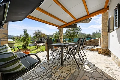 Ferienhaus Eli mit Meerblick