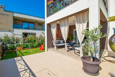 Bella villa con vista sul mare