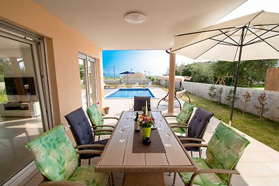 Villa Amra mit privatem Pool