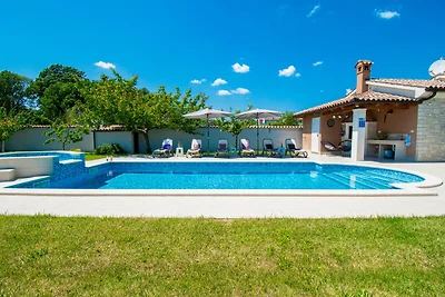 Villa Nera in Pula