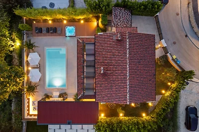 Vila Aurelia