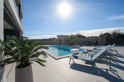 Luxury Villa Vella in Medulin