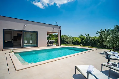 Villa Lucia by Istrabook