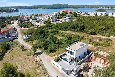 Vila Adina