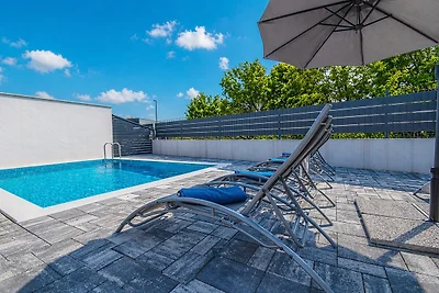 Villa Canfanaro 2 by Istrabook