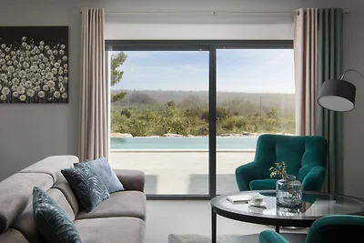 Luxury Vila Infinity - by Istrabook