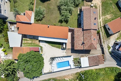 Villa Emma in Pula by Istrabook