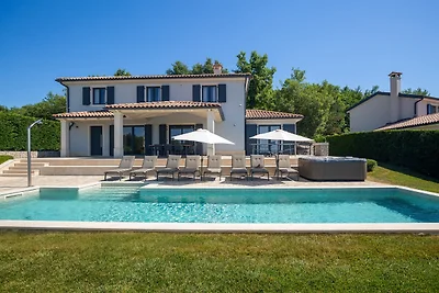 Vila Arman by Istrabook
