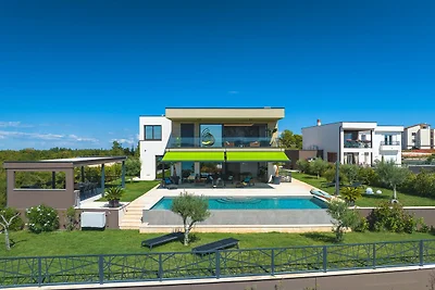 Villa La Casaccia mit Meerblick in Medulin