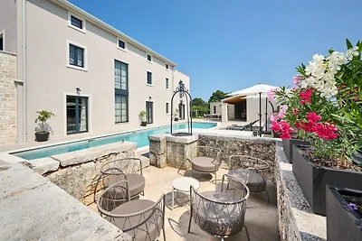 Vila Madora