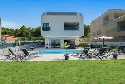 Villa Sabina mit Blick auf Pula