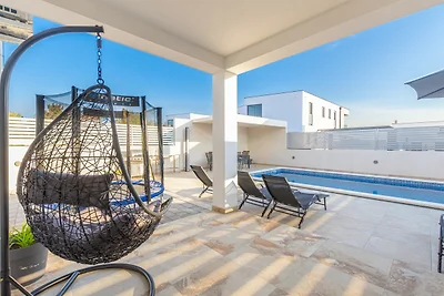 Villa Ema-Ana in Pula