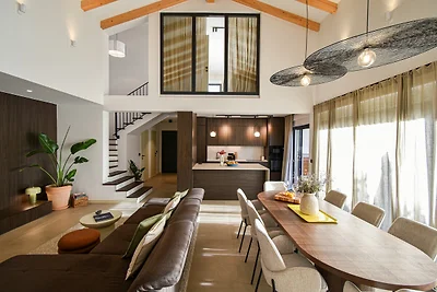 Villa Noor by Istrabook