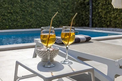 Villa Tramontana - by Istrabook