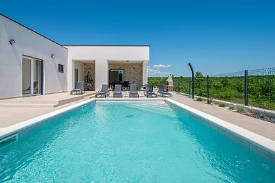 Vila Leny