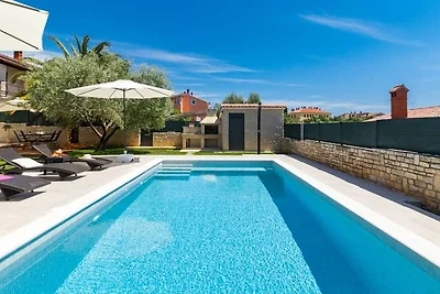 Vila Pietra by Istrabook