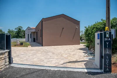 Villa Lucia by Istrabook