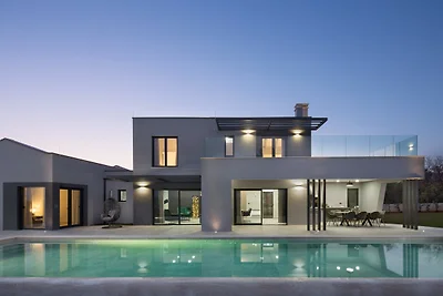 Luxury Vila Infinity - by Istrabook