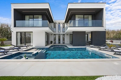 Luxury Villa Asper by Istrabook