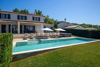 Vila Arman by Istrabook