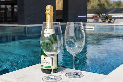 Luxury Villa Asper by Istrabook