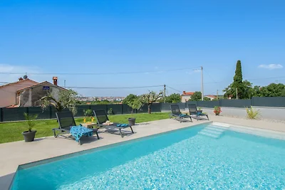 Villa Sabina mit Blick auf Pula