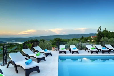 Vila Rachele by Istrabook