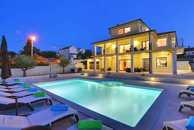 Vila Rachele by Istrabook